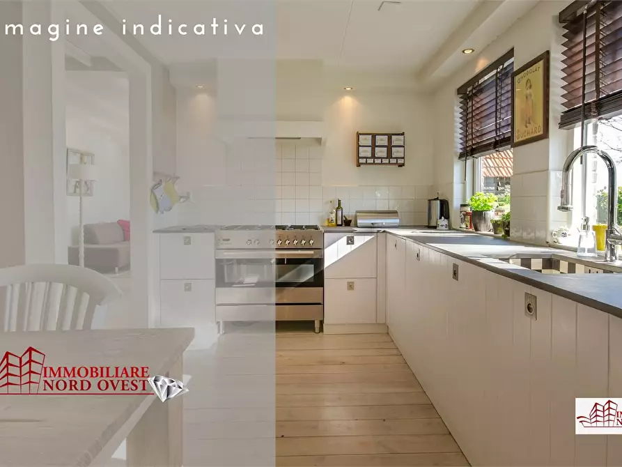 Immagine 6 di Villa in vendita  snc a Corbetta
