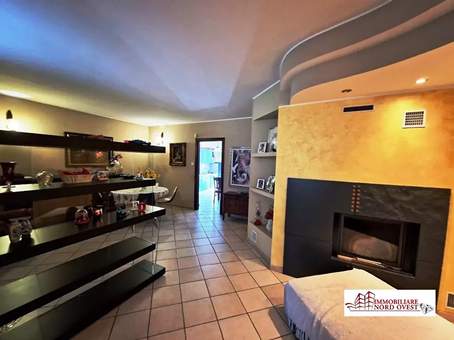 Immagine 2 di Villa in vendita  3/5 a Robecco Sul Naviglio