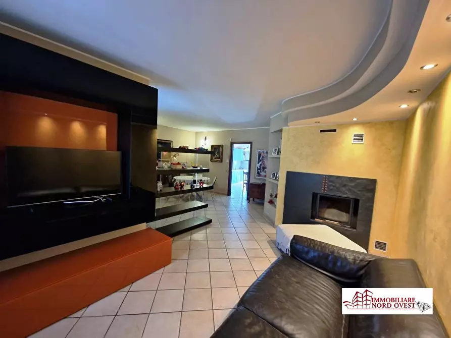 Immagine 4 di Villa in vendita  3/5 a Robecco Sul Naviglio