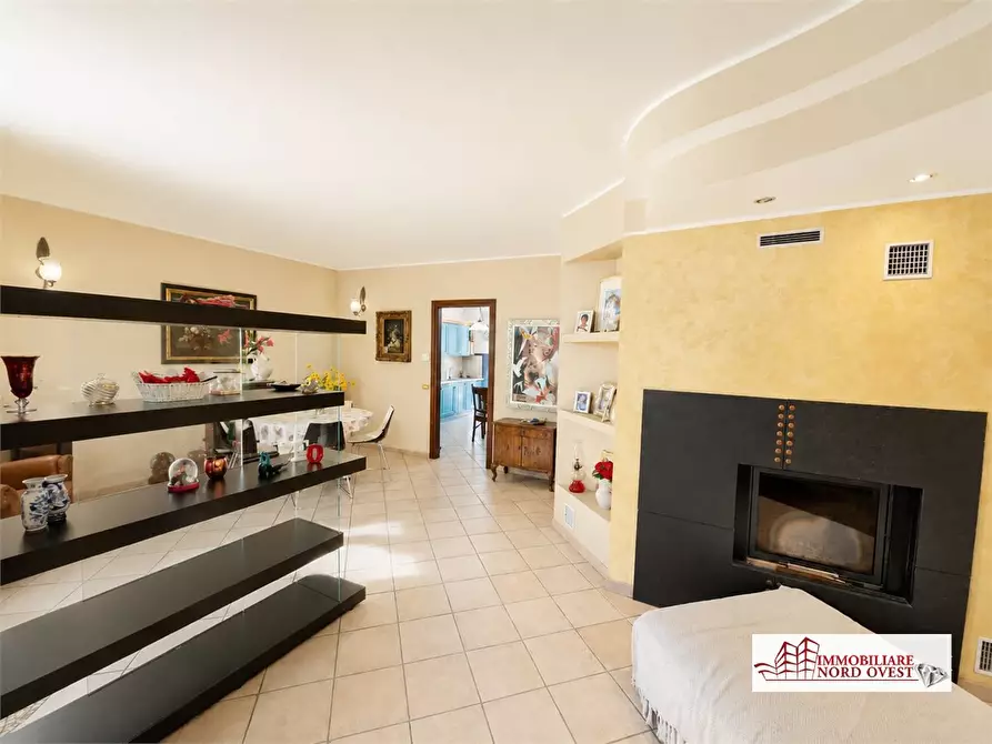 Immagine 3 di Villa in vendita  3/5 a Robecco Sul Naviglio