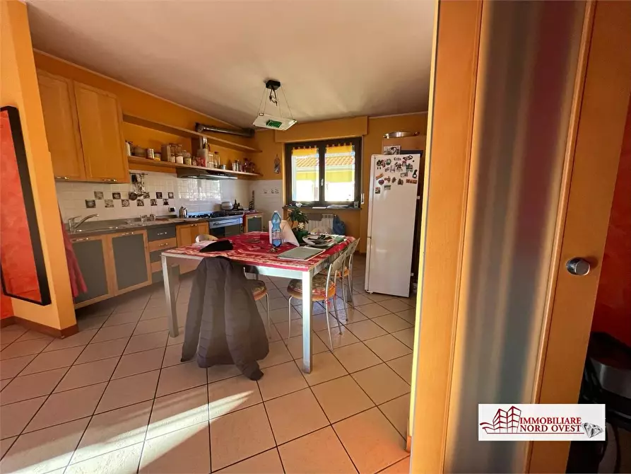 Immagine 7 di Villa in vendita  27 a Corbetta