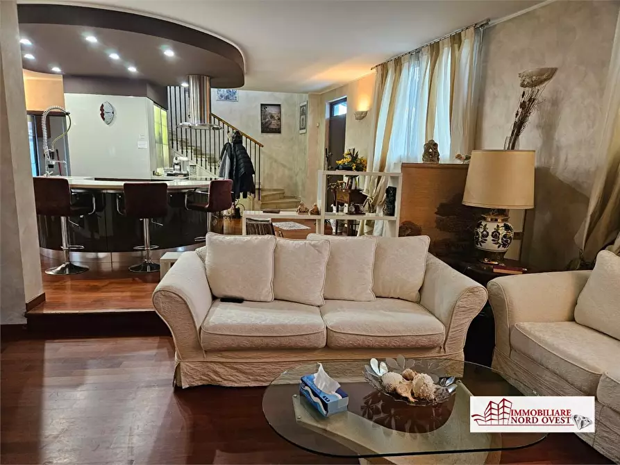 Immagine 7 di Villa in vendita  11 a Sedriano