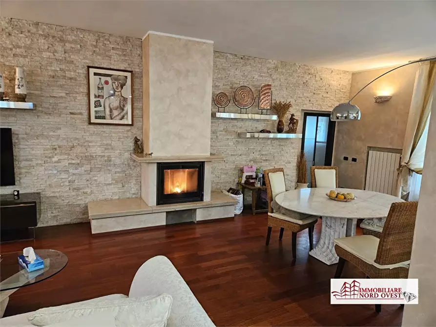 Immagine 5 di Villa in vendita  11 a Sedriano
