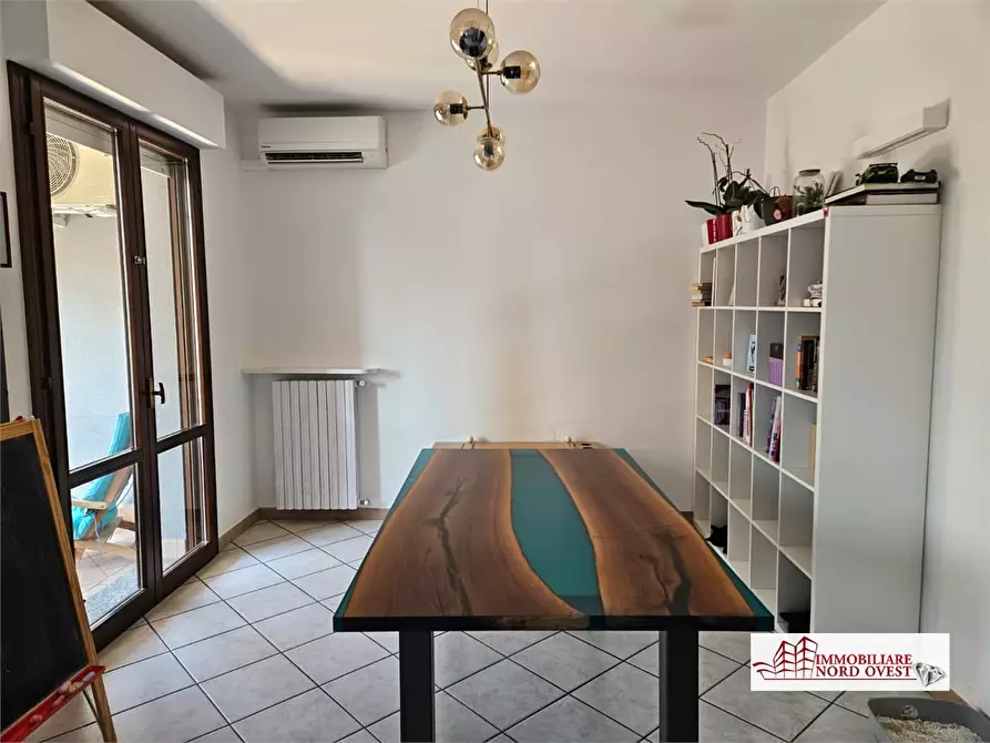 Immagine 8 di Villetta a schiera in vendita  22 a Bernate Ticino