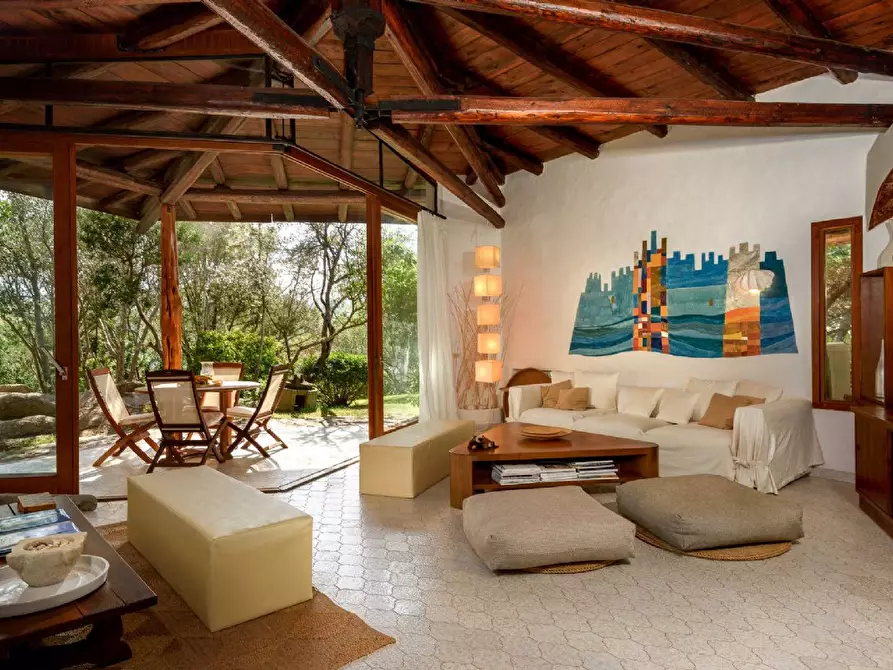 Immagine 3 di Villa in affitto  a Arzachena
