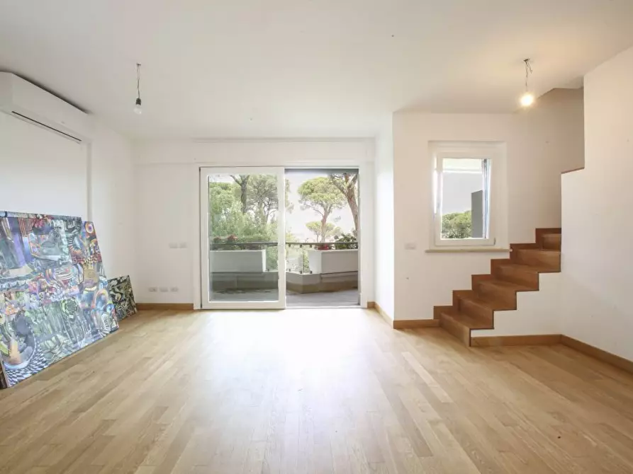 Immagine 7 di Appartamento in vendita  a Roma