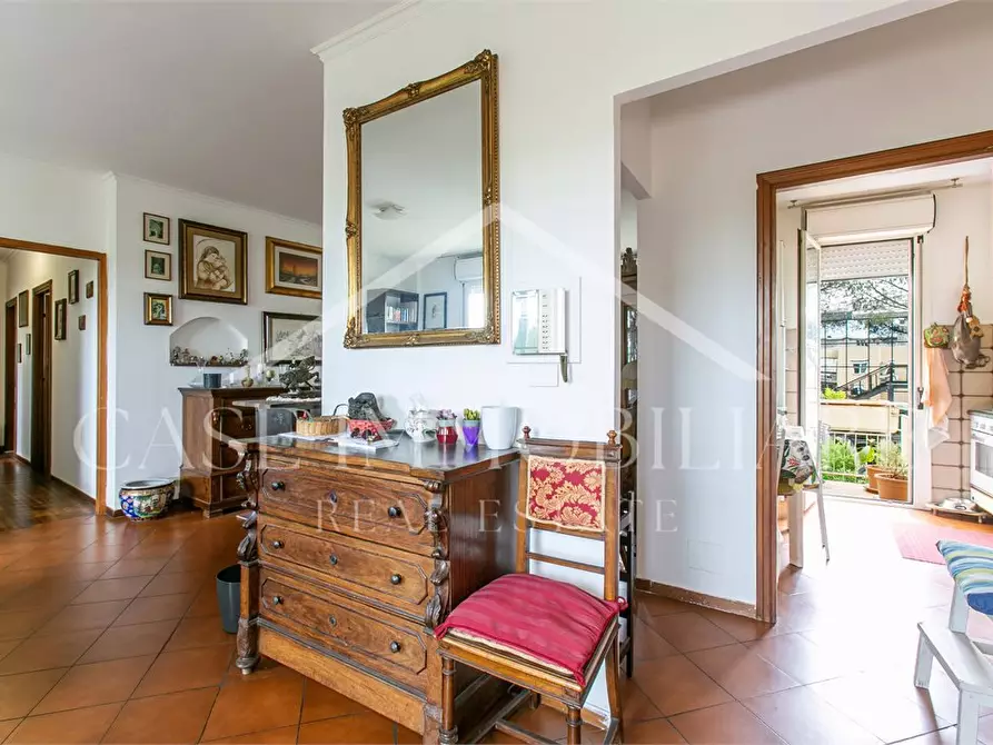 Immagine 10 di Appartamento in vendita  a Roma