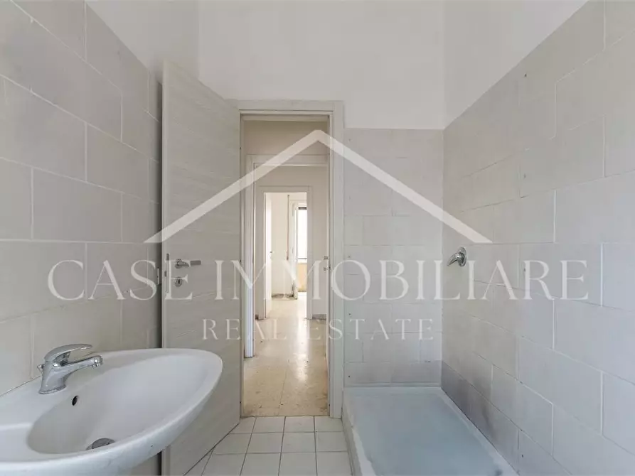Immagine 5 di Appartamento in vendita  a Roma