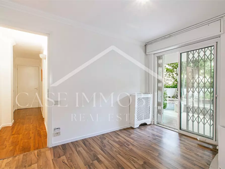 Immagine 5 di Appartamento in vendita  212 a Roma