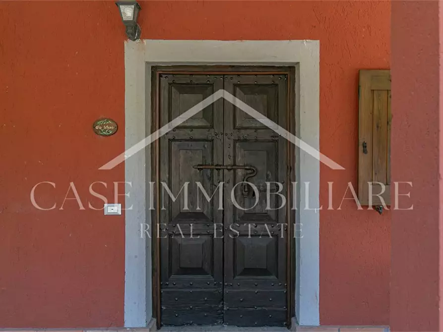 Immagine 4 di Villa in vendita  a Campagnano Di Roma