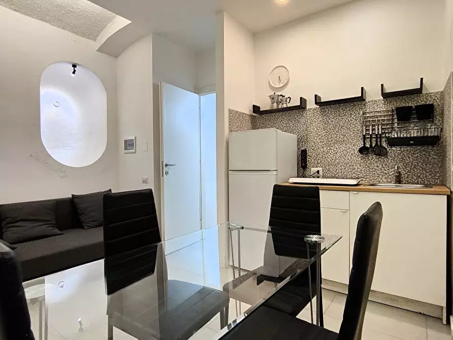 Immagine 5 di Appartamento in vendita  6 a Napoli