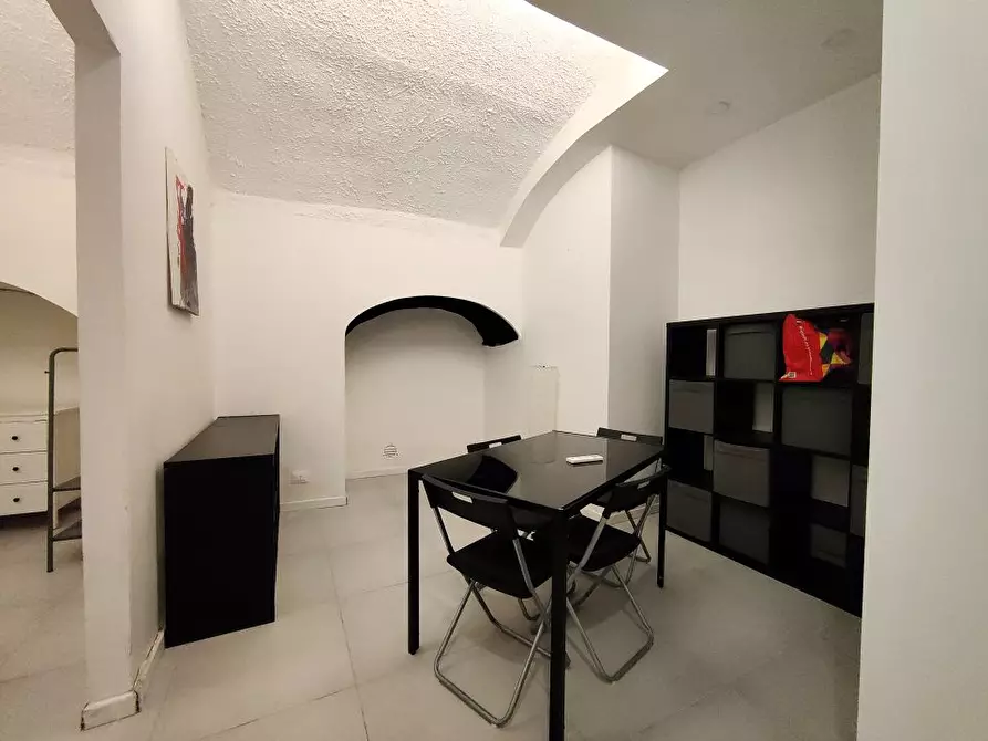 Immagine 10 di Appartamento in vendita  6 a Napoli