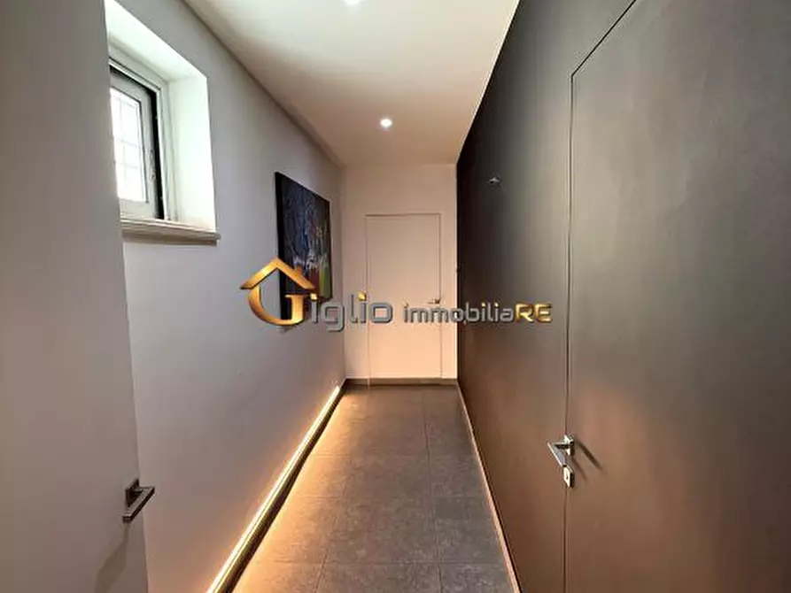 Immagine 8 di Appartamento in vendita  a Casoria