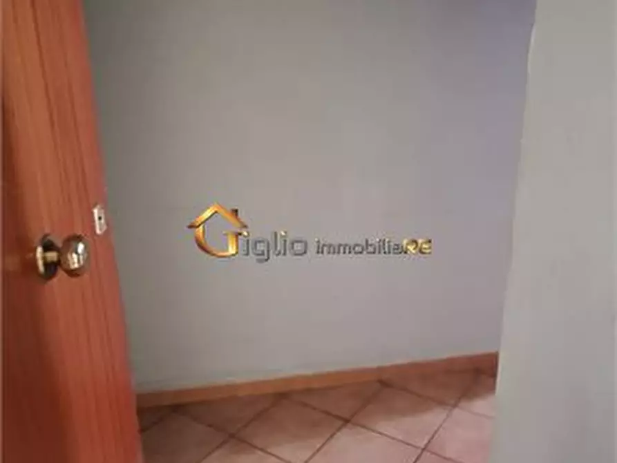 Immagine 5 di Appartamento in vendita  3 a Napoli