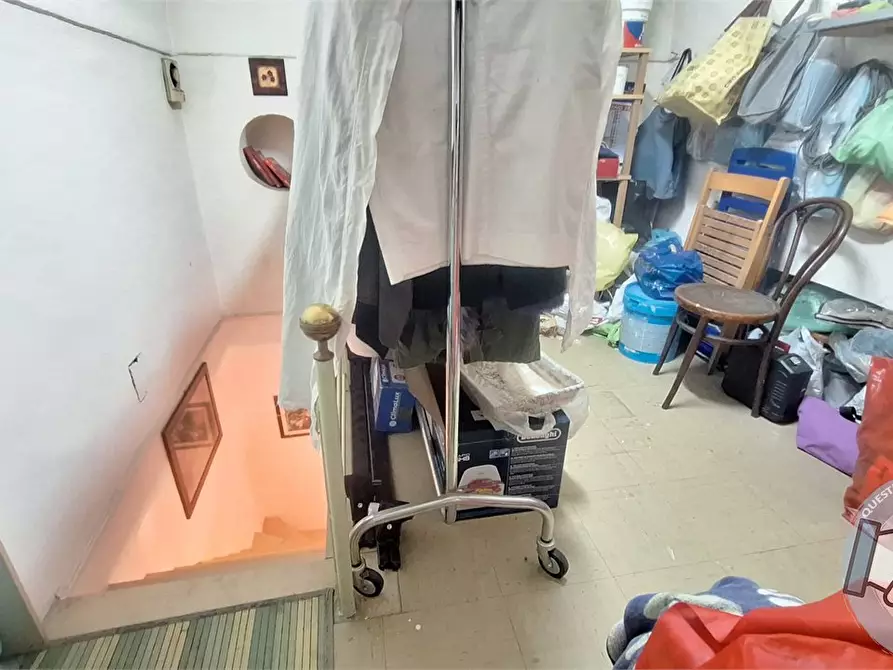 Immagine 7 di Appartamento in vendita  31 a Napoli