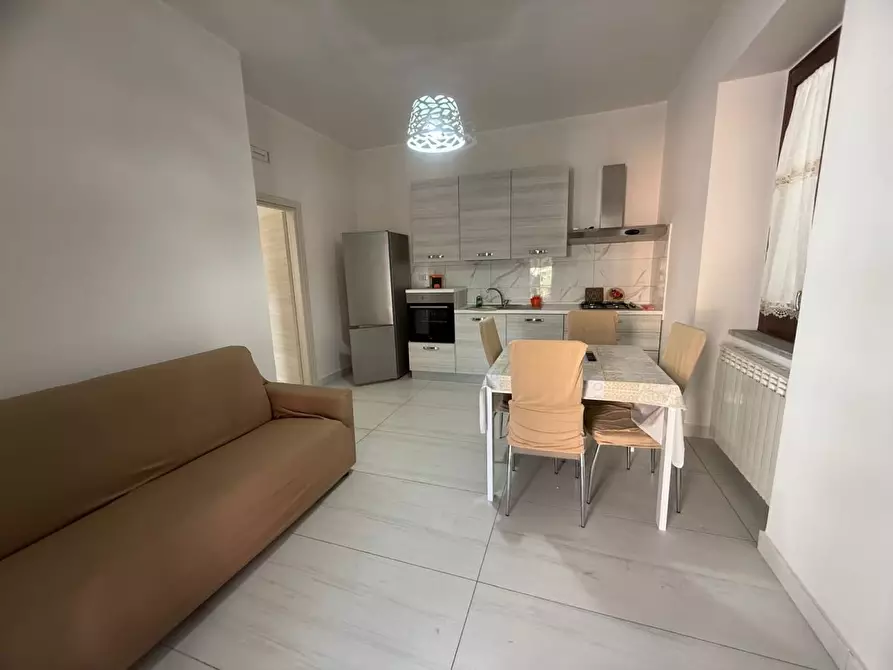 Immagine 1 di Appartamento in affitto  39 a Acerra