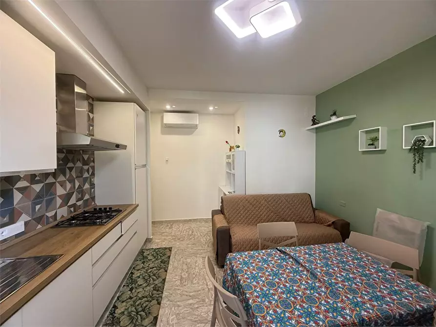 Immagine 1 di Appartamento in affitto  a Acerra