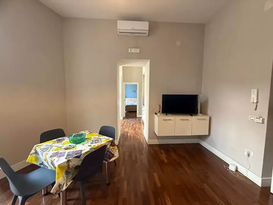 Immagine 2 di Appartamento in affitto  a Napoli