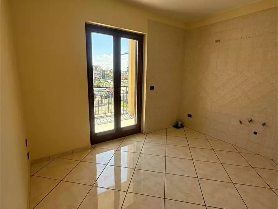 Immagine 3 di Appartamento in affitto  a Acerra