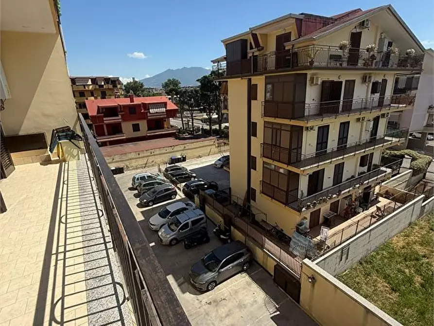 Immagine 1 di Appartamento in affitto  a Acerra