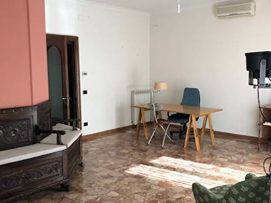 Immagine 6 di Appartamento in affitto  a Napoli