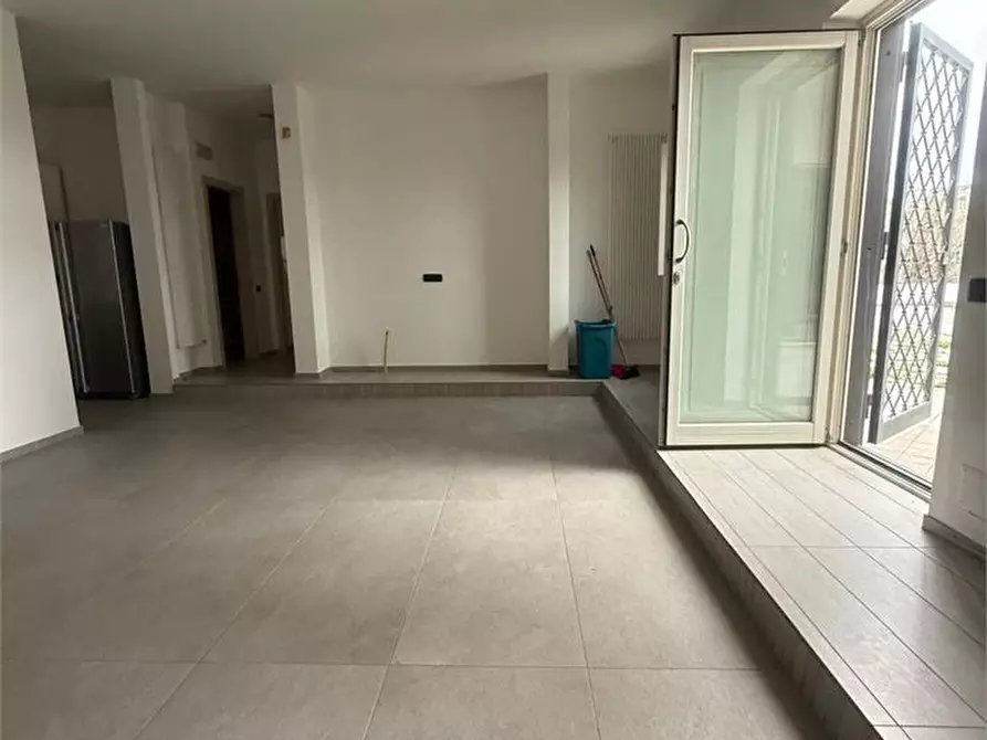 Immagine 4 di Appartamento in affitto  a Napoli