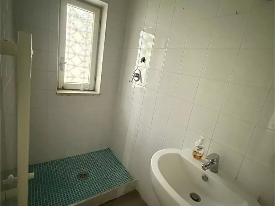 Immagine 8 di Appartamento in affitto  a Napoli