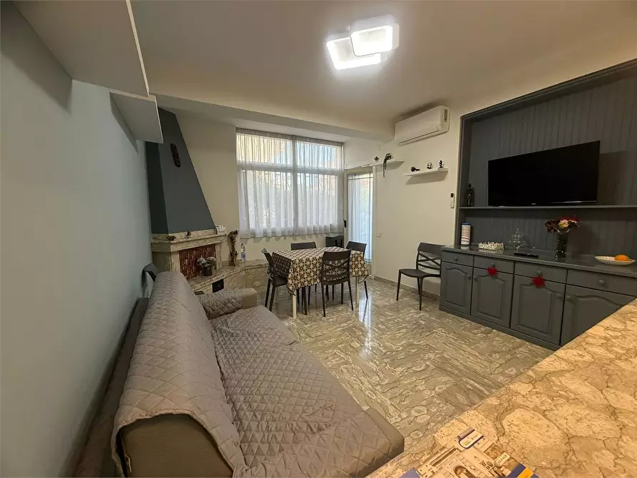 Immagine 2 di Appartamento in affitto  a Acerra