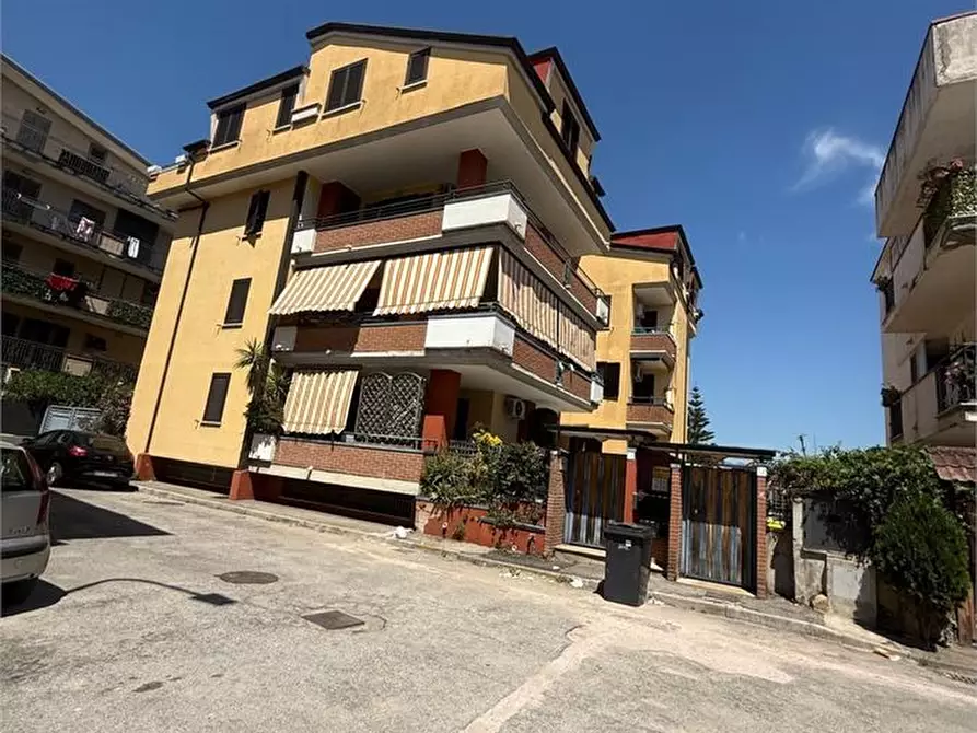 Immagine 1 di Appartamento in vendita  27 a Acerra