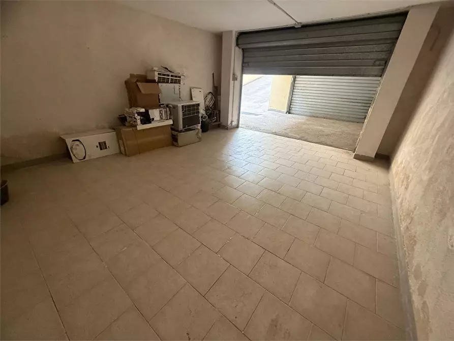 Immagine 10 di Appartamento in vendita  2 a Acerra