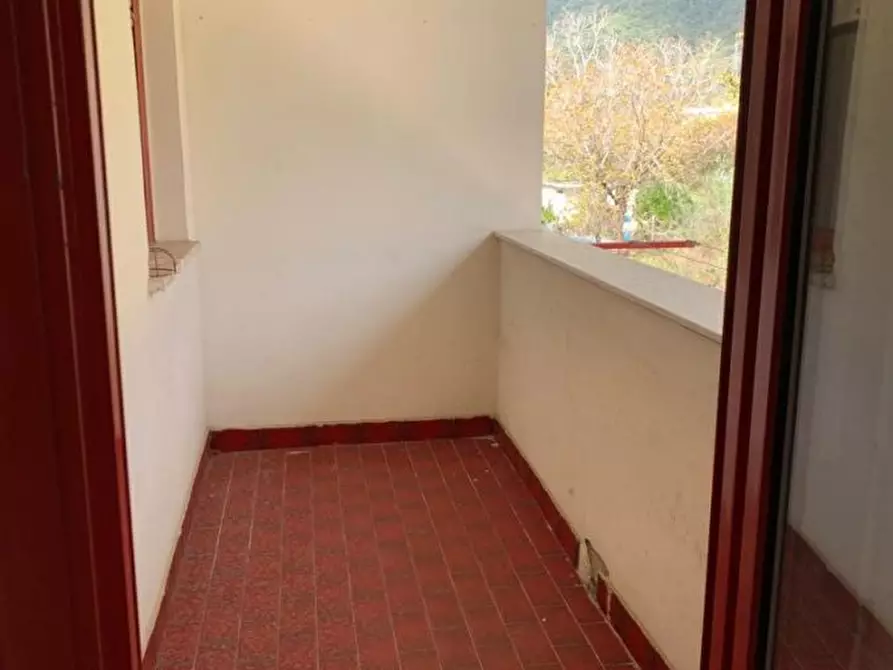 Immagine 9 di Appartamento in vendita  6 C a Sarno