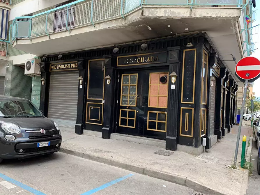 Immagine 5 di Negozio in vendita  18 a Acerra