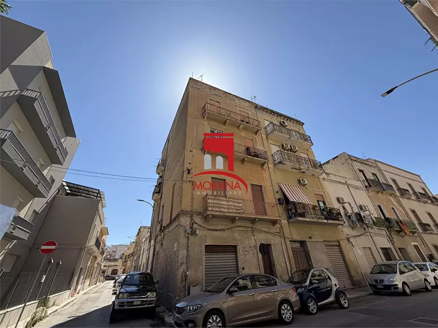 Immagine 1 di Appartamento in vendita  a Trapani