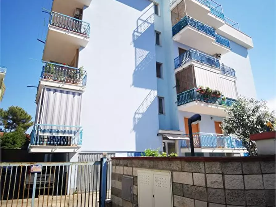 Immagine 1 di Appartamento in vendita  65 a Pescara