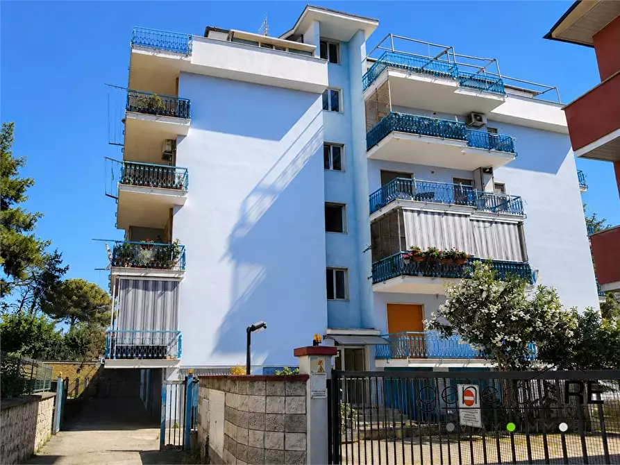 Immagine 1 di Appartamento in vendita  65 a Pescara