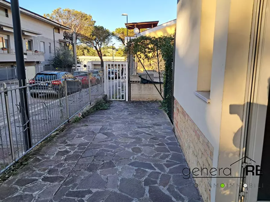Immagine 1 di Appartamento in vendita  a Pescara