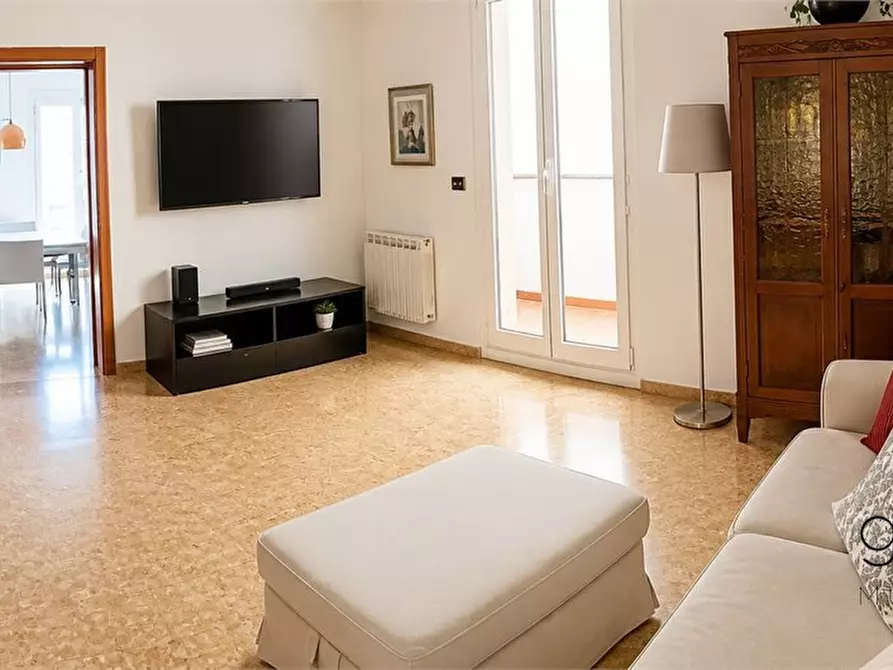 Immagine 5 di Appartamento in vendita  a Pescara