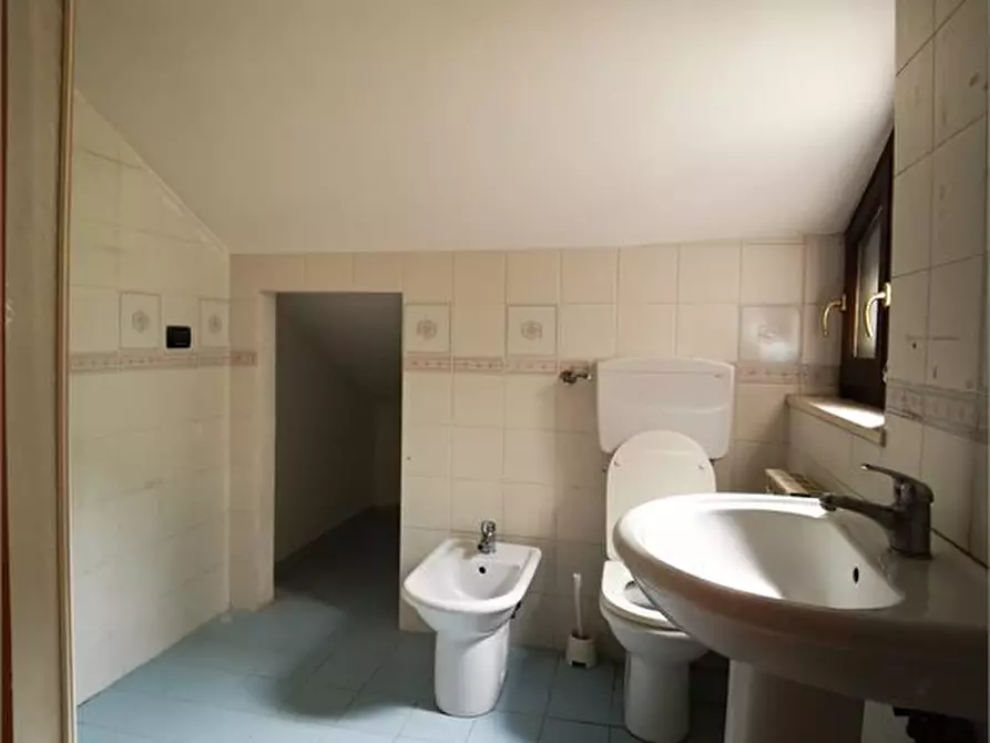 Immagine 10 di Appartamento in vendita  a Pescara