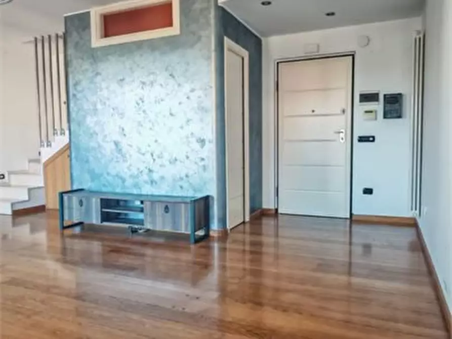 Immagine 5 di Appartamento in vendita  a Pescara