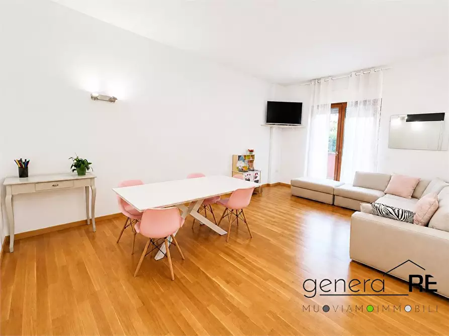 Immagine 2 di Appartamento in vendita  a Pescara