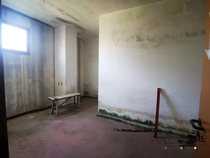 Immagine 7 di Capannone industriale in vendita  a Colonnella