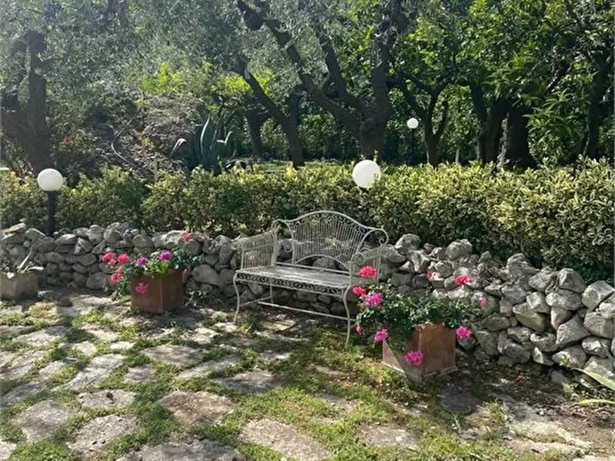 Immagine 7 di Villa in vendita  a San Vito Chietino