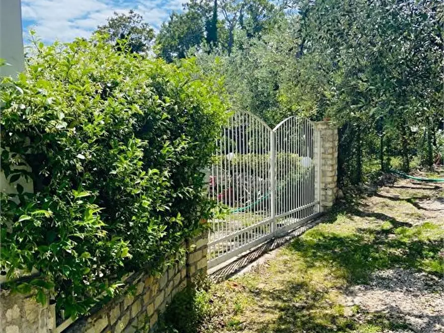 Immagine 5 di Villa in vendita  a San Vito Chietino