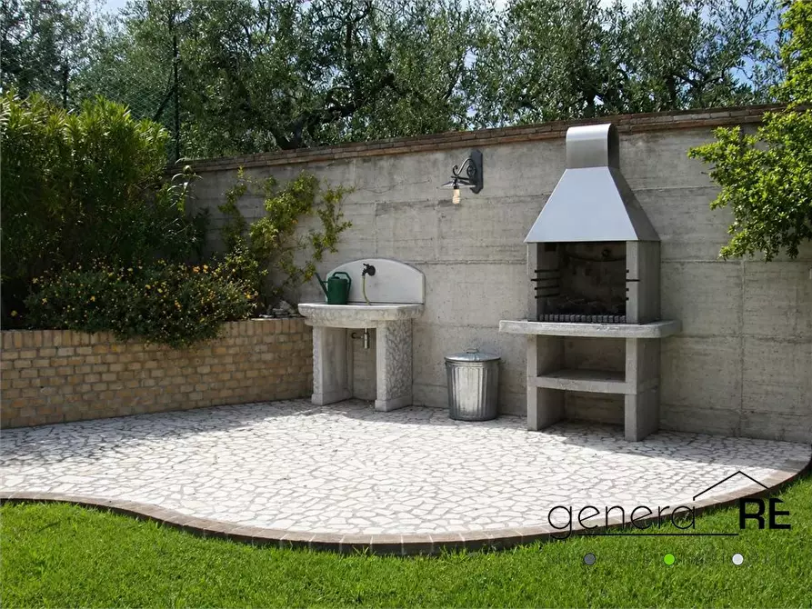 Immagine 4 di Villa in vendita  a Torrevecchia Teatina