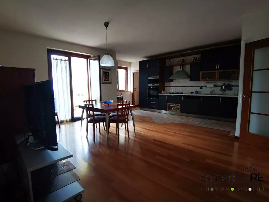 Immagine 3 di Villa in vendita  a Pescara