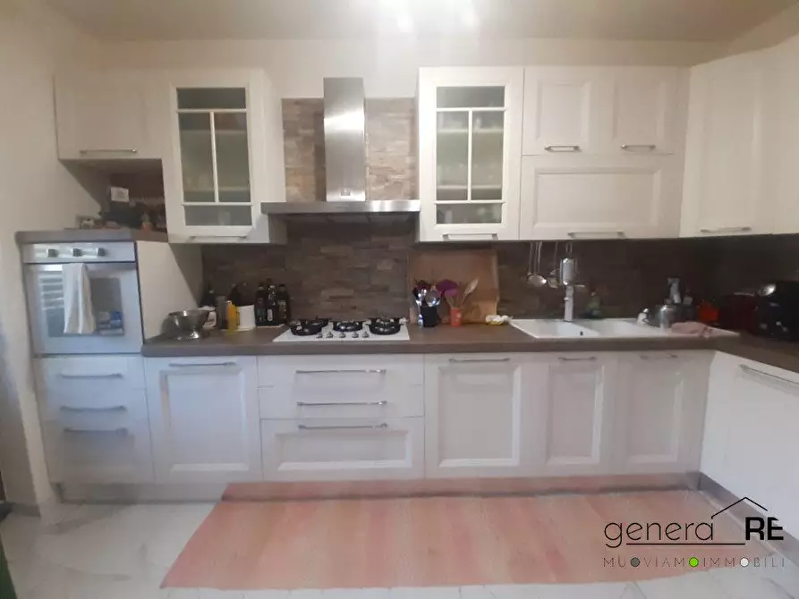 Immagine 9 di Villa in vendita  a Pescara