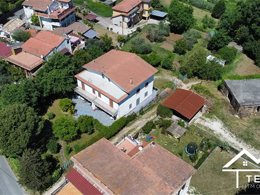 Immagine 5 di Villa in vendita  5 a Forano