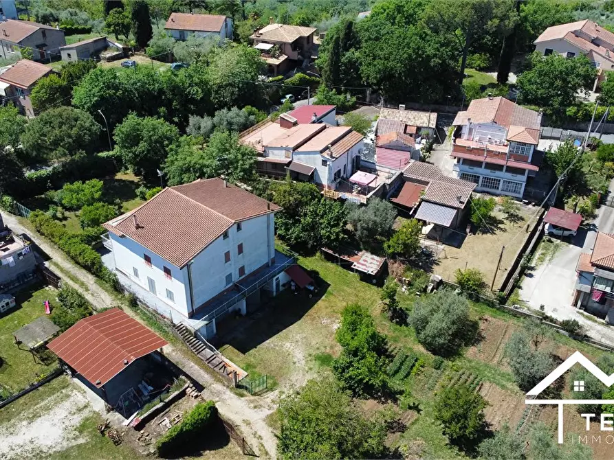 Immagine 3 di Villa in vendita  5 a Forano