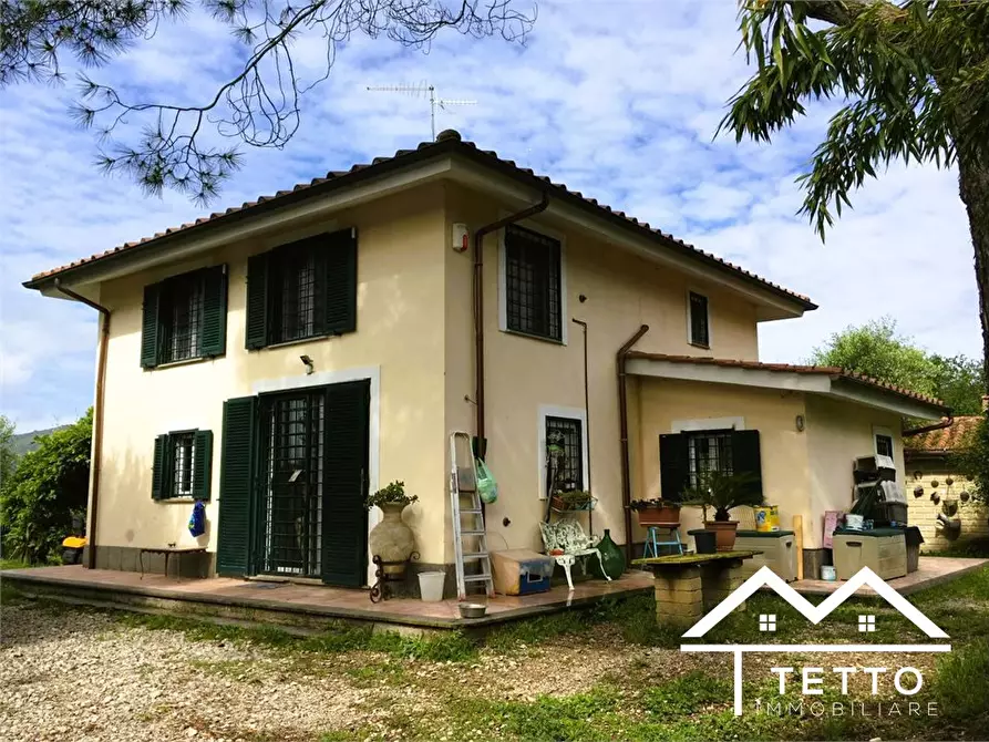 Immagine 2 di Villa in vendita  SNC a Sant'oreste