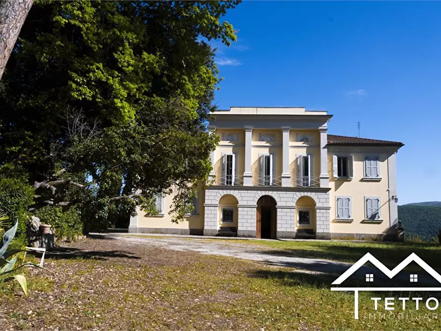 Immagine 3 di Villa in vendita  32 a Rieti